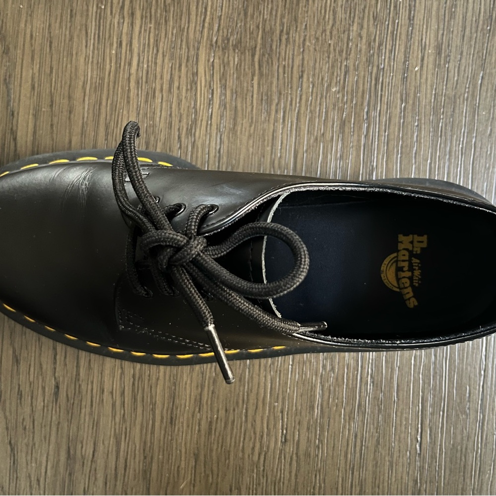 Dr. Martens Black Leather Lace-Up Oxfords Yellow Stitching US Women’s 8 Men’s 7 - Picture 8 of 10